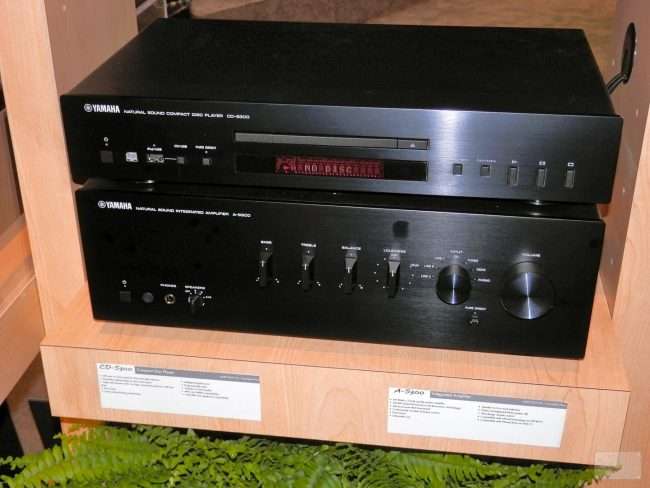 Огляд Yamaha A-S300: Чистий звук