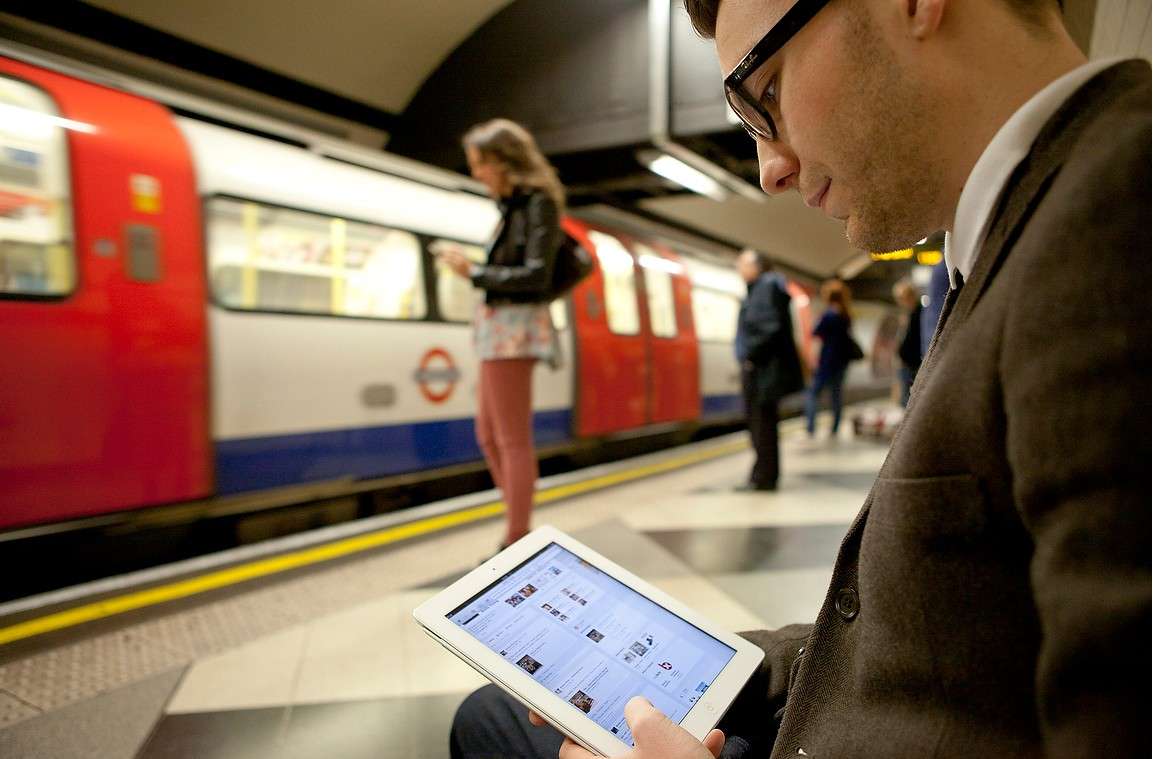 Wi-Fi в метро: як це працює і як підключитися до інтернету [Посібник]