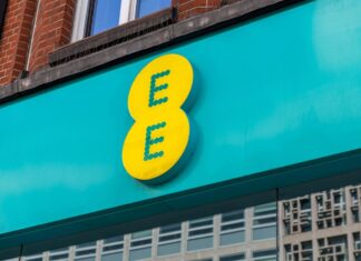 EE-netwerkstoring: honderden klanten melden mobiele en breedbandproblemen