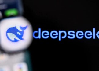 DeepSeek AI Чат-бот Испытал Серьезный Сбой, Вызвав Вопросы в Отрасли
