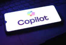 Microsoft видаляє назву Copilot з деяких програм Windows 11