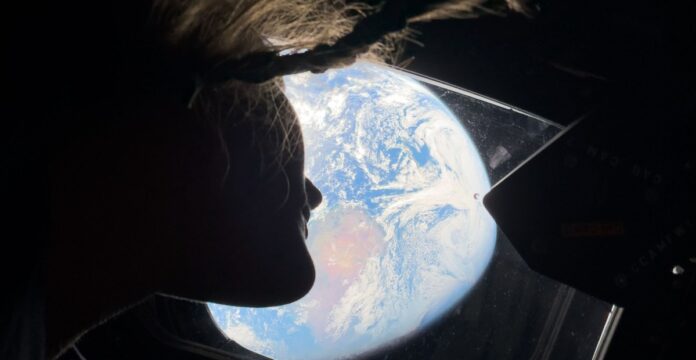 f0684945-19da-458f-ad28-cae479194854