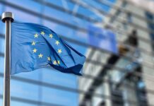 La UE simplifica las normas sobre IA: nuevos plazos, prohibiciones más estrictas y el fin de la “doble regulación”