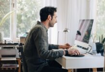 Як вставити та відформатувати таблиці в Microsoft Word